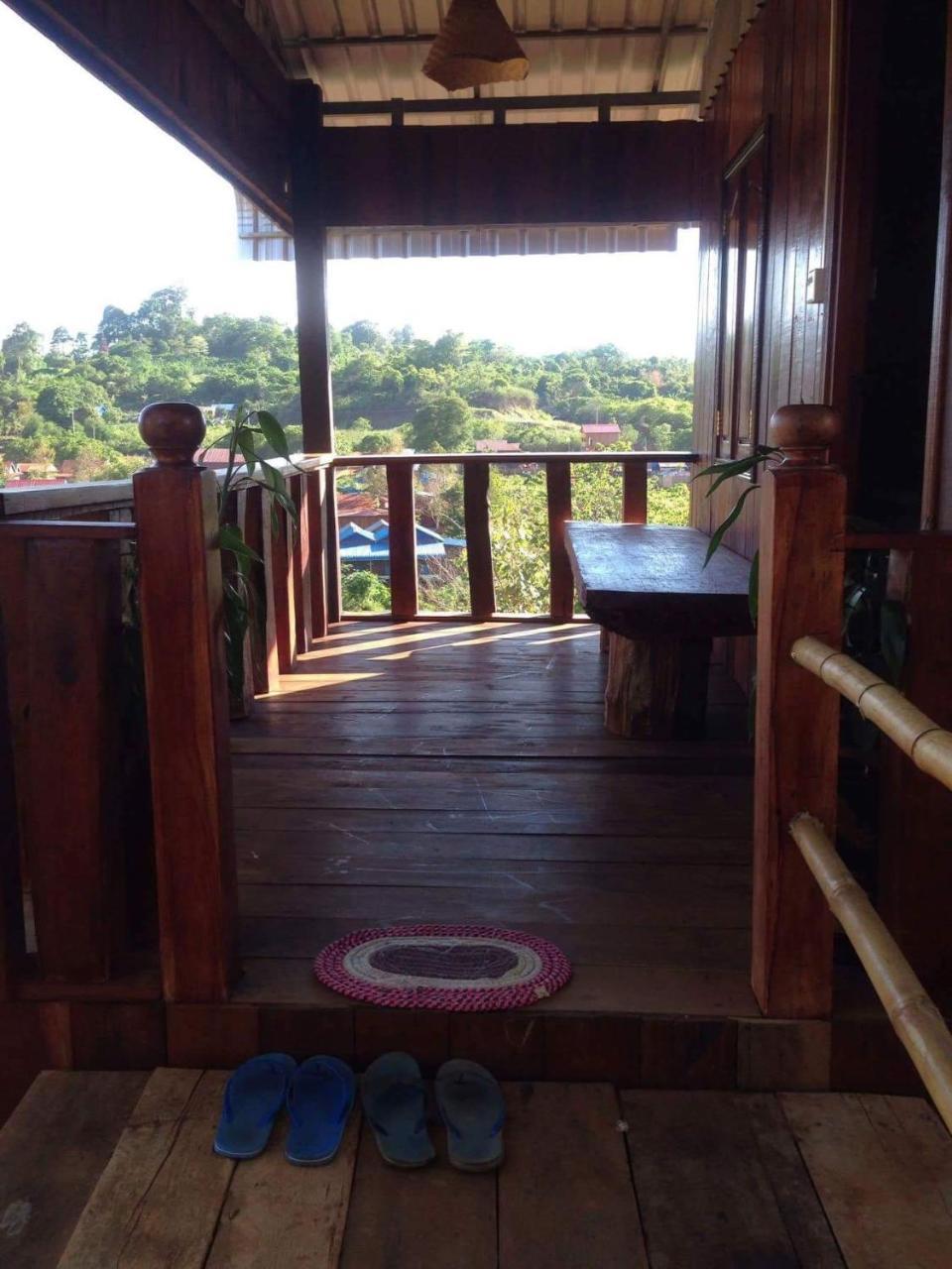 Ratanak Tep Rithea Homestay バンラング エクステリア 写真